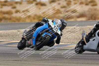 media/Feb-27-2022-CVMA (Sun) [[a3977b6969]]/Race 6 500 Supersport-350 Supersport (Holeshot)/